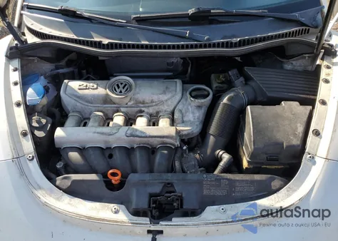 2008 Volkswagen New Beetle Triple White из США, поврежденный, VIN 3VWFG31C68M524095